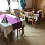 Frühstückspension Prenocisca Recnik