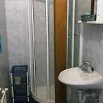 Bed and breakfast Prenocisca Recnik