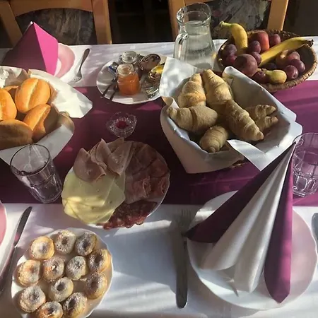 Prenocisca Recnik Отель типа 